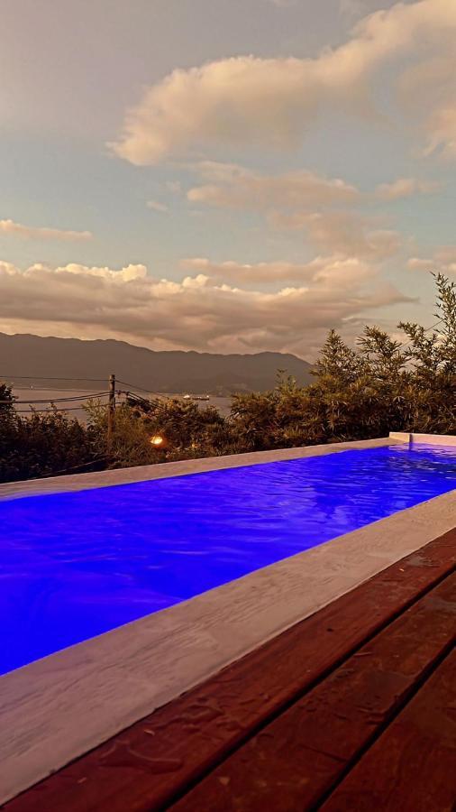 Nova Villa- Vista Frontal Para O Mar- Villa Amore إلهابيلا المظهر الخارجي الصورة